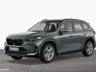 Gebraucht BMW X1 Sport Line 136 PS (100 kW) 2023 Bmw individual storm bay SUV