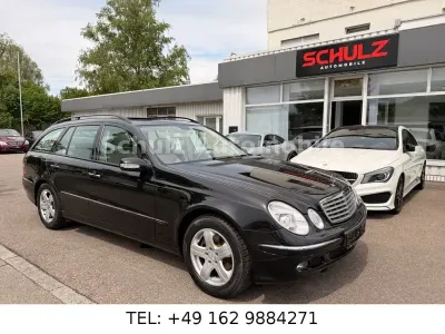 Usado Mercedes E200 Elegance 184 CV (135 kW) 2005 Negro Berlina