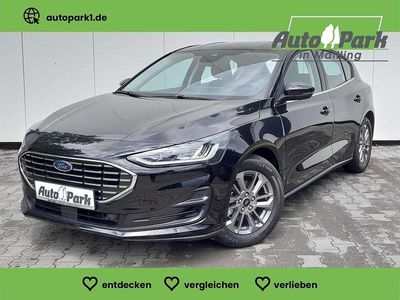 Obsidianschwarz metallic Neu 2025 Ford Focus Limousine | 23.977 € (Fairer Preis)