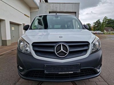 Mercedes Citan 111