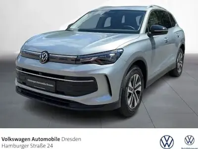 Neu VW Tiguan Life 150 PS (110 kW) 2026 Silber SUV