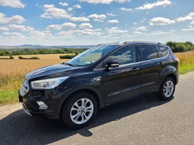 Gebraucht Ford Kuga Titanium 150 PS (110 kW) 2018 Schwarz SUV