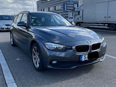 Gebraucht BMW 318 Advantage 150 PS (110 kW) 2015 Grau Kombi