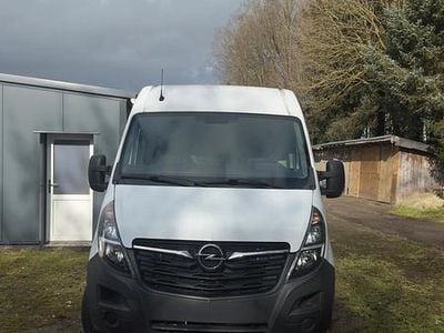 Second-hand Opel Movano 160 CP (117 kW) 2020 Alb Monovolum