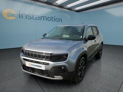 Grau Gebraucht 2024 Jeep Avenger SUV | 22.499 € (Fairer Preis)