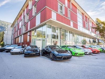 Porsche Macan 4 Electric