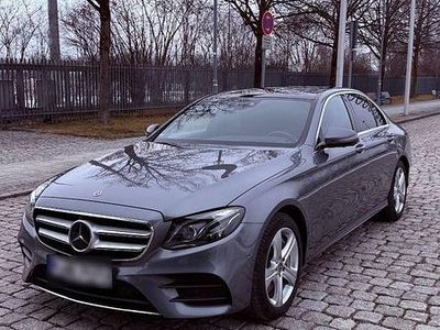 Gebraucht Mercedes E400 AMG line 340 PS (250 kW) 2020 Grau Limousine