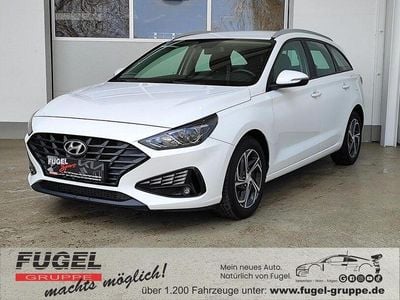Gebraucht Hyundai i30 120 PS (88 kW) 2022 Weiß Kombi