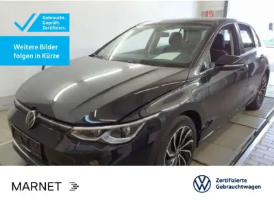 Gebraucht VW Golf VIII Style 204 PS (150 kW) 2021 Deep black perleffekt Limousine