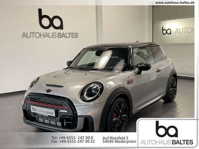 Melting silver iii (metallic) Gebraucht 2023 Mini John Cooper Works Kleinwagen | 34.850 € (Fairer Preis)