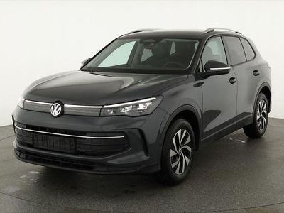 Cipressino grün metallic Gebraucht 2025 VW Tiguan Life SUV | 40.995 € (Etwas zu teuer)