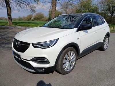 Second-hand Opel Grandland X Ultimate 177 CP (130 kW) 2020 Alb SUV
