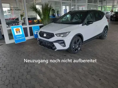 Neu Seat Arona FR 150 PS (110 kW) 2026 Nevada weiss metallic SUV