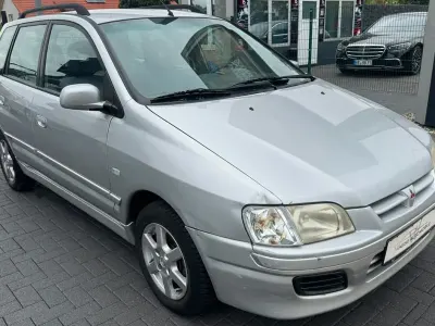 Gebraucht Mitsubishi Space Star Comfort Edition 98 PS (72 kW) 2002 Silber Van / Kleinbus