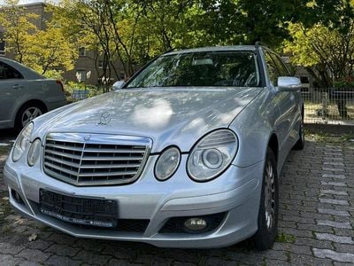 Mercedes E220