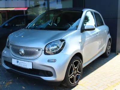 Gebraucht Smart ForFour Basis 71 PS (52 kW) 2016 Silber Kleinwagen