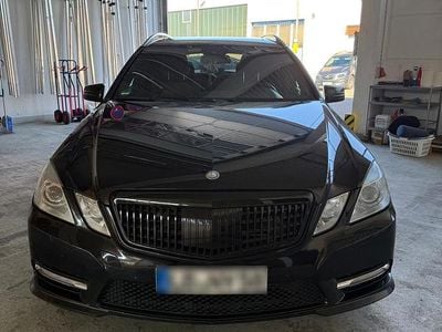 Usata Mercedes E350 Avantgarde 265 CV (194 kW) 2012 Nero Station wagon
