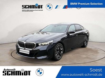 Gebraucht BMW 520 M Sport 197 PS (144 kW) 2025 M carbonschwarz metallic Limousine