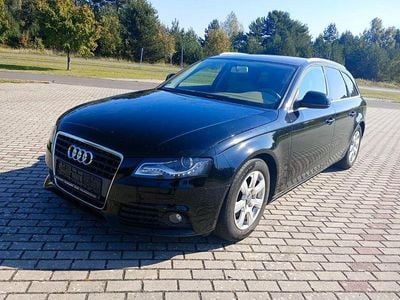 Weiß Gebraucht 2008 Audi A4 Attraction Kombi | 8.888 € (Etwas zu teuer)