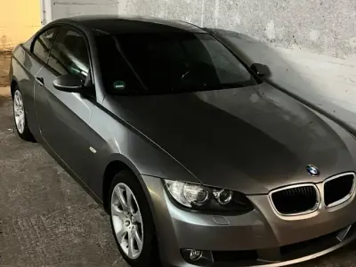 Gebraucht BMW 320 170 PS (125 kW) 2007 Silber Coupé