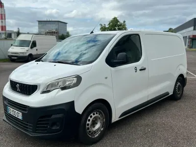 Gebraucht Peugeot Expert 115 PS (84 kW) 2016 Weiß Van