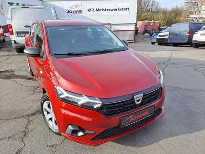 Gebraucht Dacia Sandero Essentiel 67 PS (49 kW) 2023 Rot Limousine