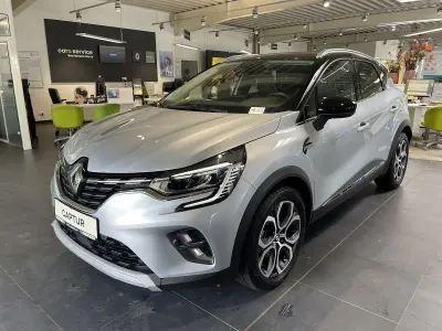 Gebraucht Renault Captur Intens 159 PS (116 kW) 2021 Silber SUV