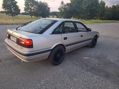 Silber Gebraucht 1990 Mazda 626 Kleinwagen | 6.500 €