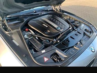 Grau Gebraucht 2011 BMW 530 Kombi | 10.000 € (Fairer Preis)