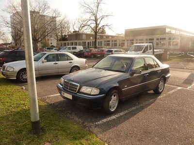 Gebraucht Mercedes C280 Elegance 197 PS (144 kW) 1997 Blau Limousine