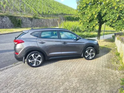 Gebraucht Hyundai Tucson Premium 185 PS (136 kW) 2016 Grau SUV