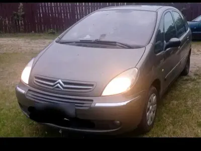 Gebraucht Citroën Xsara Picasso 90 PS (66 kW) 2010 Grau Van / Kleinbus