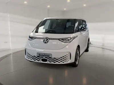 Begagnad VW ID. Buzz Pro 150 kW (204 HK) 2023 Vit Minibuss