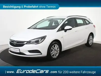 Gebraucht Opel Astra Edition 105 PS (77 kW) 2017 Weiß Kombi