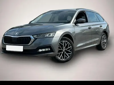 Gebraucht Skoda Octavia Clever 116 PS (85 kW) 2023 Manufacturer Kombi