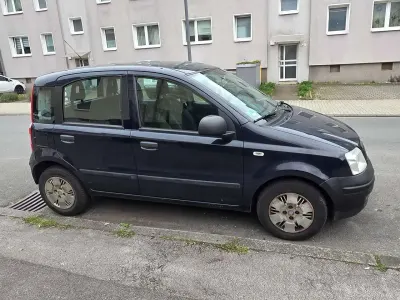 Second-hand Fiat Panda 54 CP (39 kW) 2010 Albastru Hatchback