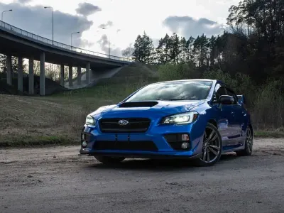 Usata Subaru WRX 268 CV (197 kW) 2016 Blu Berlina