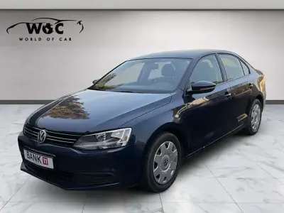 Occasion VW Jetta 160 ch (117 kW) 2011 Bleue Berline