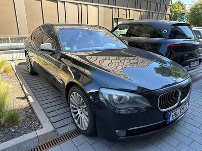BMW 730