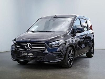 Second-hand Mercedes T180 Progressive 116 CP (85 kW) 2024 Negru Monovolum