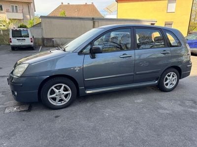 Suzuki Liana