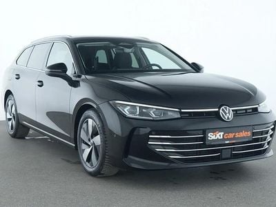 Gebraucht VW Passat IQ Drive 150 PS (110 kW) 2025 Schwarz Kombi