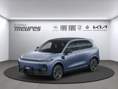 Nuova Leapmotor B10 218 CV (160 kW) 2026 Blu SUV