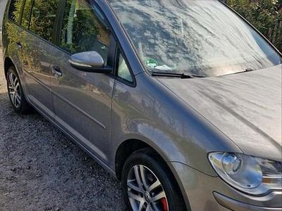Gebraucht VW Touran 140 PS (102 kW) 2009 Grau Van / Kleinbus