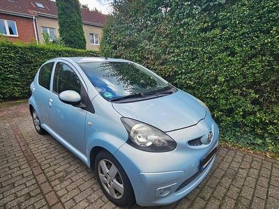 Blau Gebraucht 2007 Toyota Aygo Kleinwagen | 3.100 € (Fairer Preis)