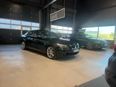 Gebraucht BMW 530 230 PS (169 kW) 2004 Grün Limousine