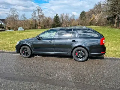 Gebraucht Skoda Octavia RS 170 PS (125 kW) 2012 Schwarz Kombi
