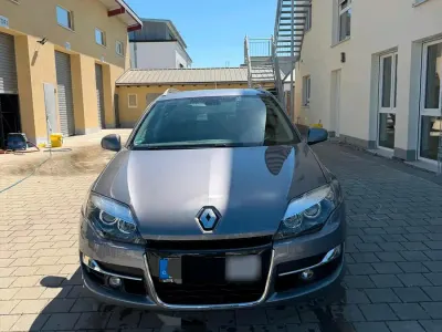Usata Renault Laguna III 140 CV (102 kW) 2012 Grigio Station wagon