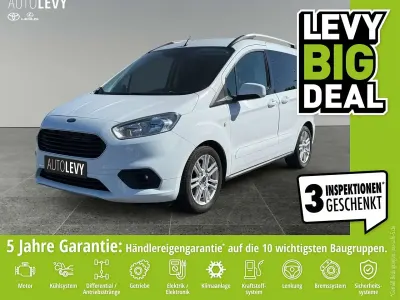Gebraucht Ford Tourneo Courier Titanium 101 PS (74 kW) 2019 Weiß Van / Kleinbus