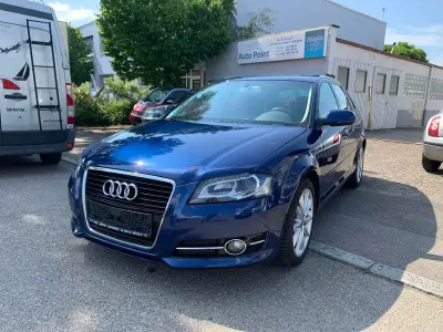 Gebraucht Audi A3 Ambition 125 PS (91 kW) 2012 Scubablau metallic Kleinwagen
